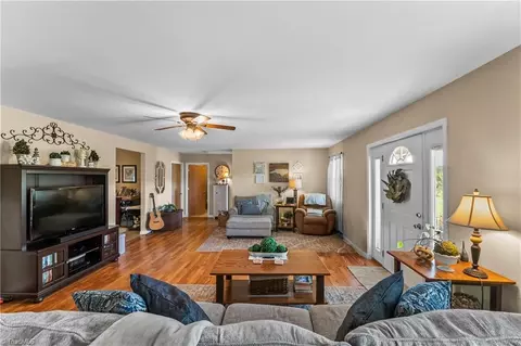 577 Jericho Rd, Harmony, NC 28634 photo 11