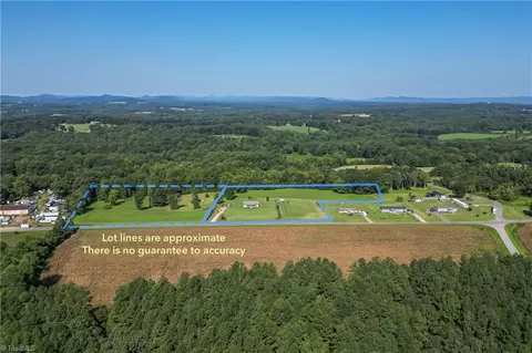 577 Jericho Rd, Harmony, NC 28634