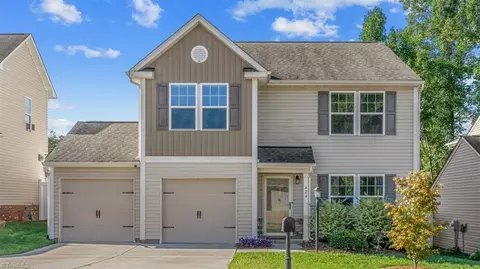 424 Inlet Place Dr, Winston Salem, NC 27127
