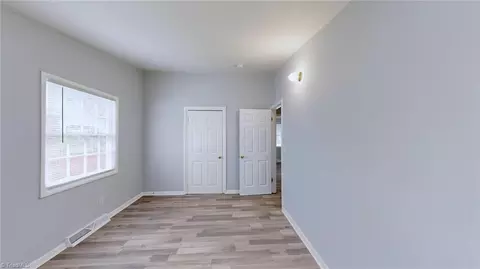 910 Forrest St, High Point, NC 27262 photo 23