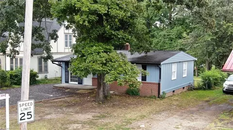 910 Forrest St, High Point, NC 27262 photo 45