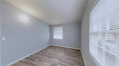 910 Forrest St, High Point, NC 27262 photo 20