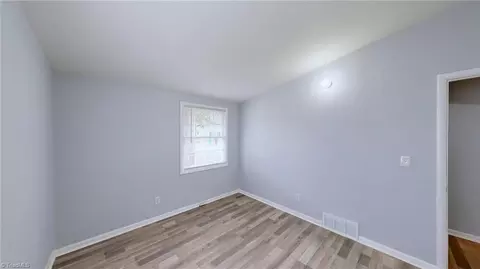 910 Forrest St, High Point, NC 27262 photo 28
