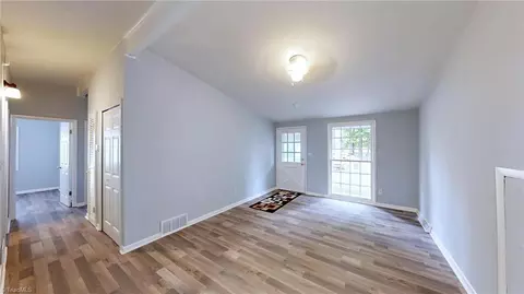 910 Forrest St, High Point, NC 27262 photo 8