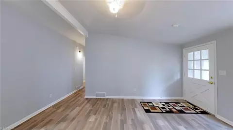 910 Forrest St, High Point, NC 27262 photo 5