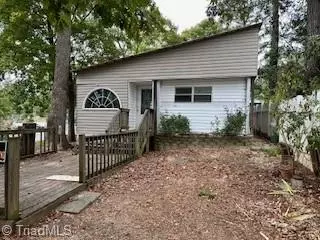 210 Shoreline Dr, Lexington, NC 27292