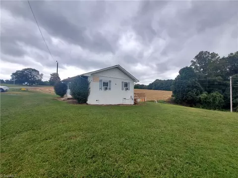 943 Haystack Rd, Mount Airy, NC 27030 photo 19