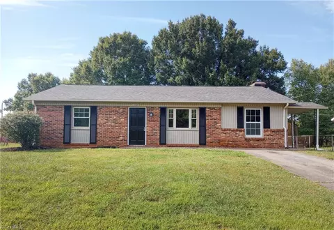 1604 Withersea Ln, Reidsville, NC 27320