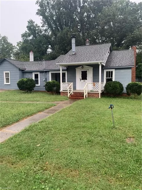 180 Arcadia Ln, Lexington, NC 27295