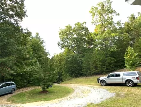 140 Flagstone Way, Lowgap, NC 27024 photo 17