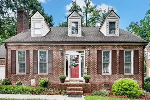6104 Lindley Woods Dr, Greensboro, NC 27410