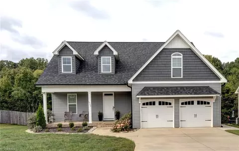 6708 Bellawood Dr, Trinity, NC 27370