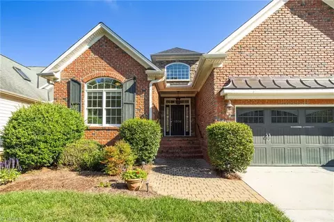 1306 Westminster Dr, Greensboro, NC 27410
