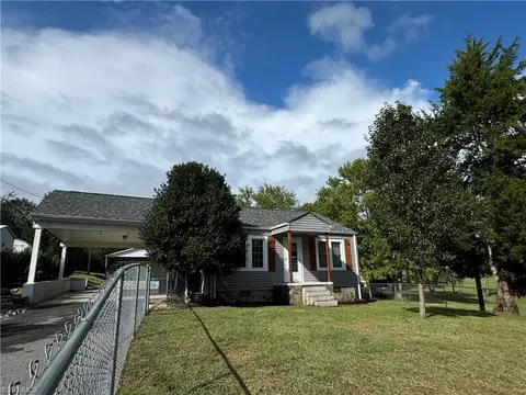 3640 Ireland Rd, Yadkinville, NC 27055