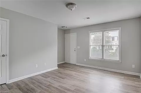 1445 Bailey Cir, High Point, NC 27262 photo 6