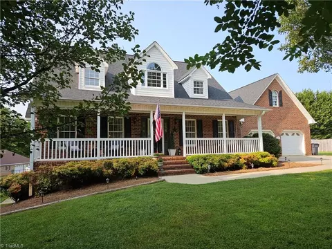 789 Mountainview Rd, King, NC 27021 photo 2
