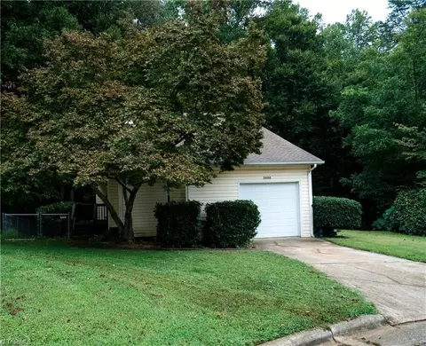 3800 King Edward Ct, Greensboro, NC 27455
