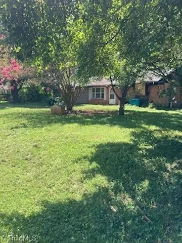 608 Pine Tree Es Dr, Salisbury, NC 28144 photo 3