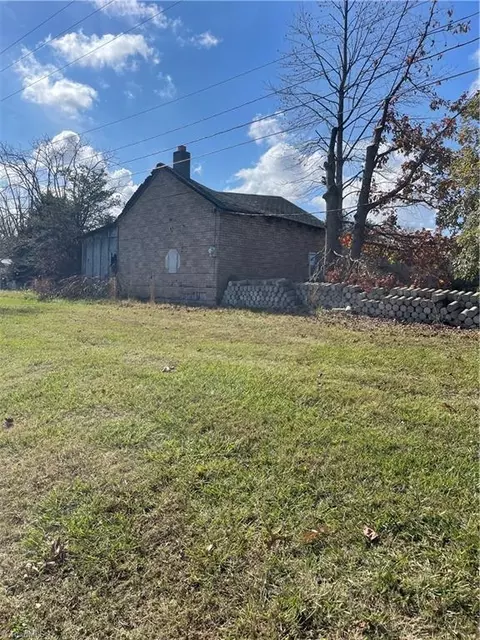 2340 Scalesville Rd, Summerfield, NC 27358