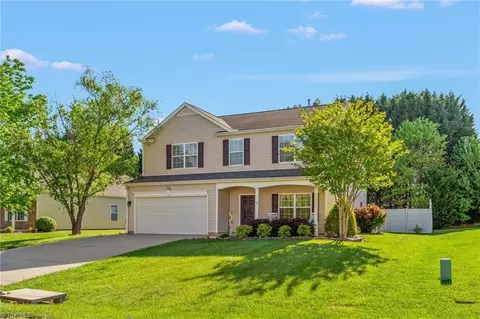1519 Pecan Ln, Kernersville, NC 27284