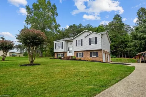Exterior - 133 Walter Ln, King, NC 27021 photo 3 of 14