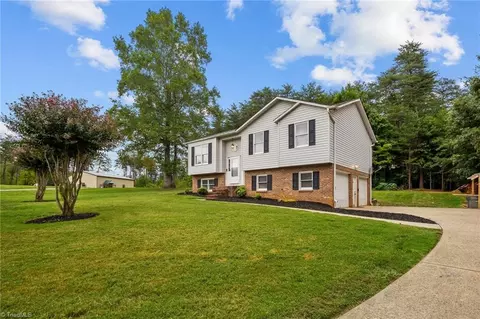 Exterior - 133 Walter Ln, King, NC 27021 photo 6 of 14