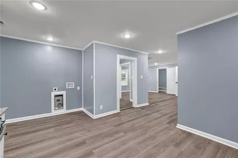 Entry Way - 1261 Dixie Pl, High Point, NC 27260 photo 3 of 4