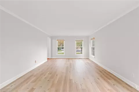 4001 Braddock Rd, High Point, NC 27265 photo 8