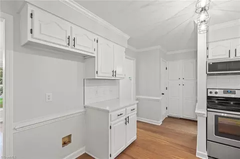 4001 Braddock Rd, High Point, NC 27265 photo 13