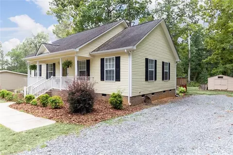 Exterior - 105 Fall St, Richfield, NC 28137 photo 2 of 4