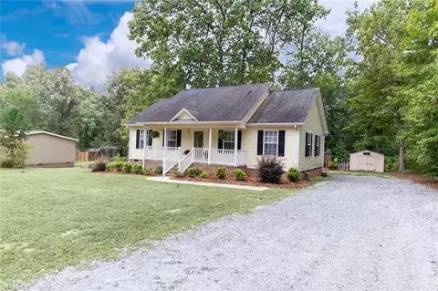 Exterior - 105 Fall St, Richfield, NC 28137 photo 1 of 4