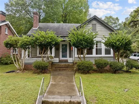 2419 Walker Ave, Greensboro, NC 27403