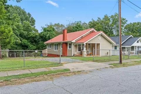 321 Taylor St, Thomasville, NC 27360