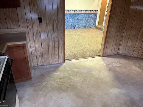 Entry Way - 5730 Nc Highway 62, Trinity, NC 27370 photo 2 of 2