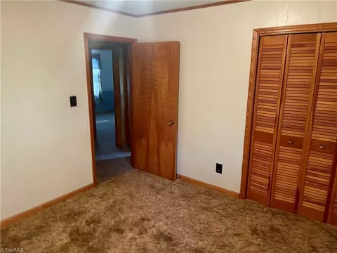 Bedroom - 5730 Nc Highway 62, Trinity, NC 27370 photo 5 of 10
