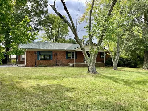 Exterior - 5730 Nc Highway 62, Trinity, NC 27370 photo 2 of 8