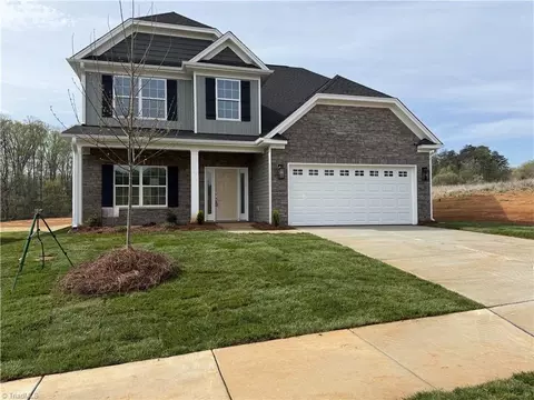 1633 Birtwick Park St #38, Kernersville, NC 27284
