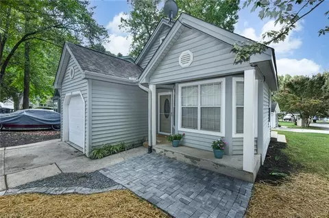 3607-37 Mccuiston Rd, Greensboro, NC 27407