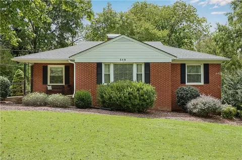359 Bush St, Ramseur, NC 27316