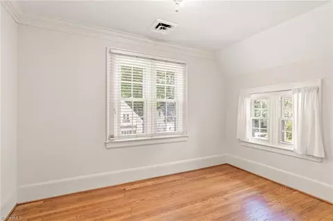 412 Edgedale Dr, High Point, NC 27262 photo 24