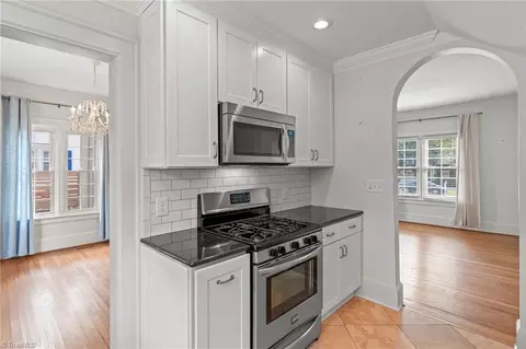 412 Edgedale Dr, High Point, NC 27262 photo 13