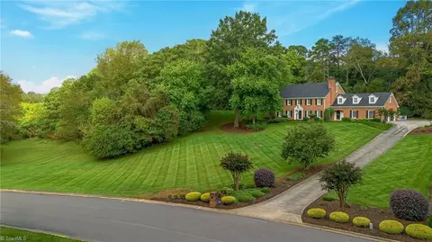 433 Colony Dr, North Wilkesboro, NC 28659