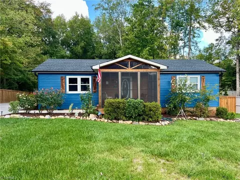 4945 Hoover Hill Rd, Trinity, NC 27370