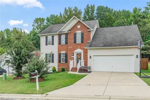 3015 Canterbury Park Dr, Winston Salem, NC 27127