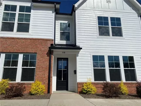 110 Bridge St, Wilkesboro, NC 28697