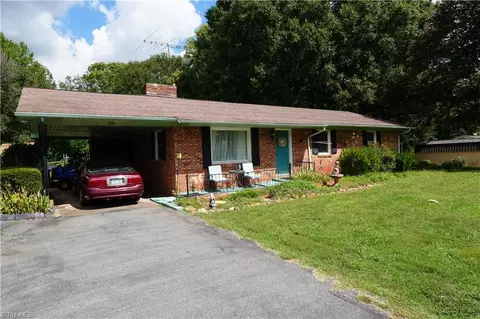 606 Old Mountain Rd, Statesville, NC 28677