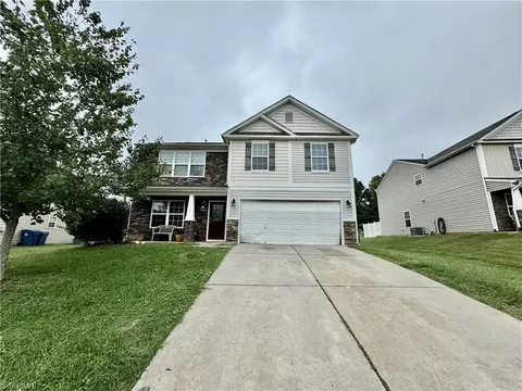 1310 Waldridge Ct, Greensboro, NC 27406