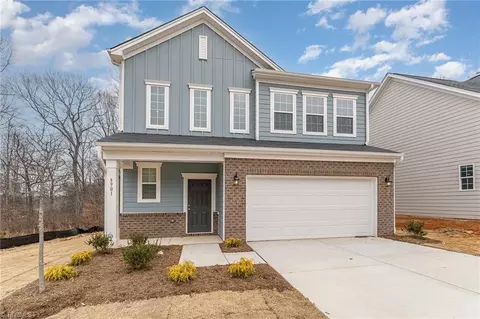 5901 Crossview Dr, Kernersville, NC 27284