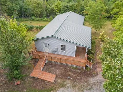 Exterior - 944 Webb Loop, Madison, NC 27025 photo 4 of 7