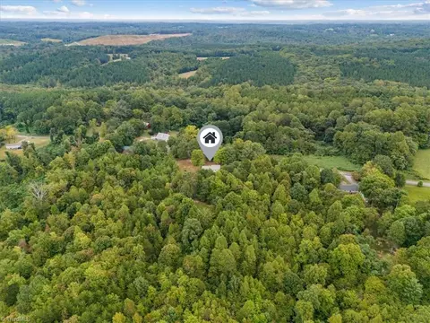 View/Area - 944 Webb Loop, Madison, NC 27025 photo 7 of 9